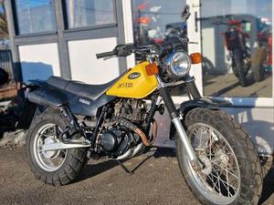 YAMAHA TW 125