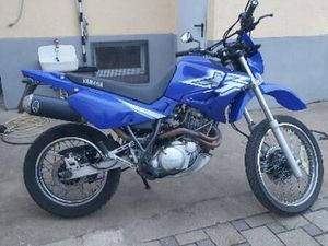 YAMAHA XT 600 E, ERSTZULASSUNG 09/1998 ABZUGEBEN