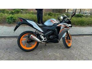 NETTE HONDA CBR125R 2011 — MOTOREN | HONDA — MARKTPLAATS