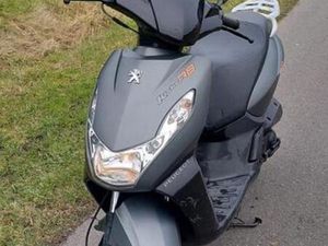 PEUGEOT KISBEE RS - 2016 (1E EIG) — SCOOTERS | PEUGEOT — MARKTPLAATS