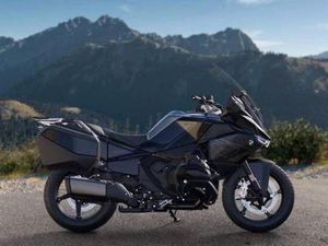 BMW R 1300 RT 'TRIPLE BLACK' + ASA + 3 PAKETE + LED