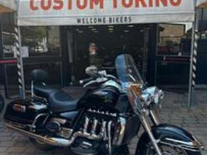 TRIUMPH ROCKET III TOURING