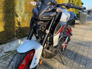 YAMAHA MT 125 TOP ZUSTAND !!