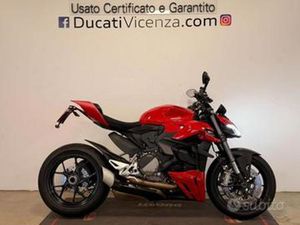 DUCATI STREETFIGHTER V2 RED