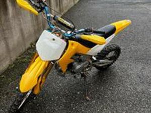 PIT BIKE 125 CC 4 MARCE