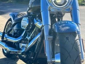 HARLEY-DAVIDSON FAT BOY 114 ANNIVERSARY V
