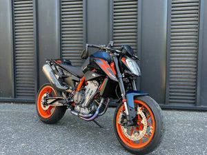 KTM 890 DUKE R
