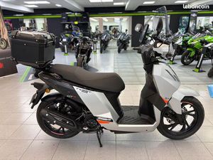 PEUGEOT TWEET 125 GT