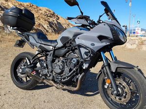 YAMAHA TRACER 700 A2 GRIS NARDO