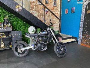 SUZUKI DR 650 STREET TRACKER