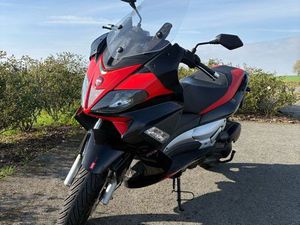 SCOOTER APRILIA SR MAX 125