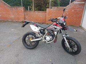 VEND OU ÉCHANGE 50 XP6