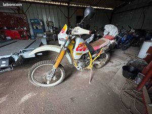 SUZUKI DR 350