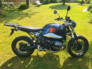 MOTO BMW NINE URBAN GS