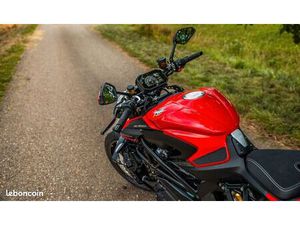 MV AGUSTA BRUTALE 1000 RS