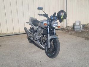 YAMAHA XJR 1300 ÉCHANGE CONTRE QUAD OU UTILITAIRE