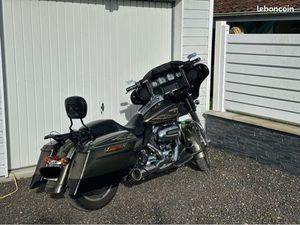 HARLEY DAVIDSON STREET GLIDE SPECIAL 107