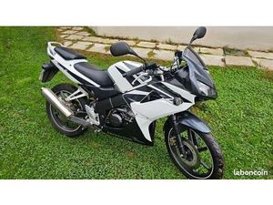 CBR 125 R