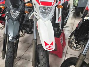 MOTO BETA STANDARD 50 SUPERMOTARD