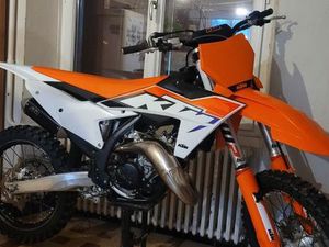 125 SX ECHANGE POSSIBLE