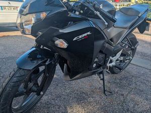 MOTO CBR 125 HONDA