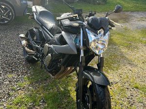 YAMAHA XJ6
