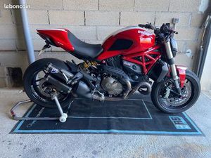 DUCATI MONSTER 821 2017 - 19000KM - RÉVISÉE