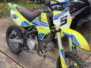 DIRT 150 TRÈS BONNE ETAT