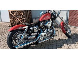 HARLEY-DAVIDSON SPORTSTER 883