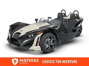 POLARIS SLINGSHOT SLR (MANUEL) 2026