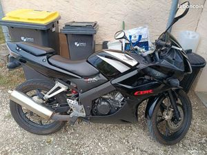 VEND CBR 125 R