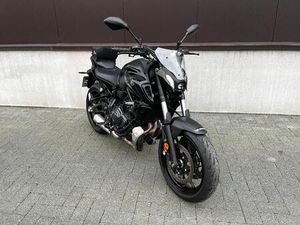 ② YAMAHA MT07