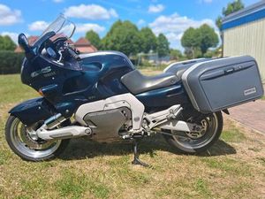 SEHR GUT ERHALTENDE YAMAHA GTS ZU VERKAUFEN