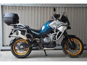 CF MOTO 800 MT TOURING