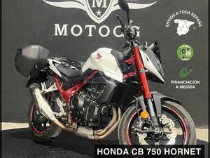 HONDA - CB 750 HORNET