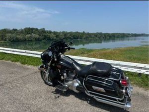 HARLEY DAVIDSON ELECTRA GLIDE