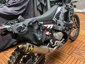 KOVE 450 RALLY ÉQUIPÉE