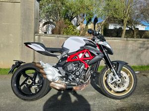 MV AGUSTA 800RR BRUTALE