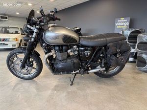 TRIUMPH BONNEVILLE 865