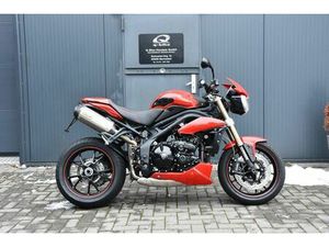 TRIUMPH SPEED TRIPLE