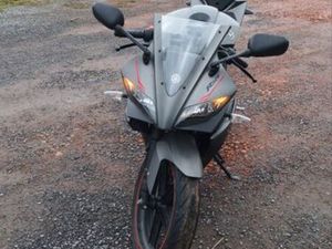 YAMAHA YZFR 125