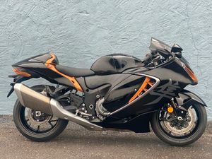 SUZUKI GSX 1300 R HAYABUSA 1.HAND NEUWERTIGER ZUSTAND