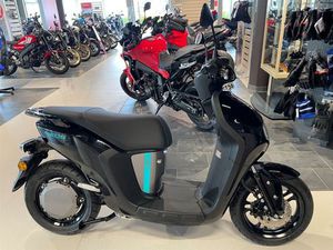 YAMAHA NEO'S MOD. 2023 INKL. 2. BATTERIE