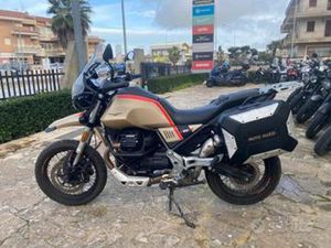 MOTO GUZZI V85 TT TRAVEL