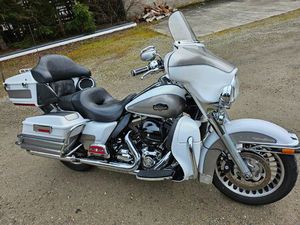 HARLEY-DAVIDSON ULTRA CLASSIC