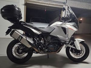 KTM 1290 SUPER ADVENTURE