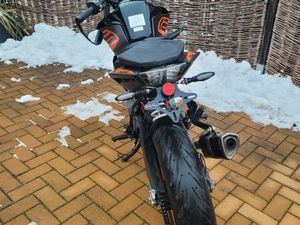 KTM DUKE 125