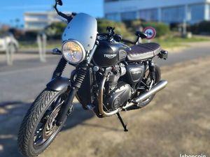 TRIUMPH STREET TWIN 900 ABS