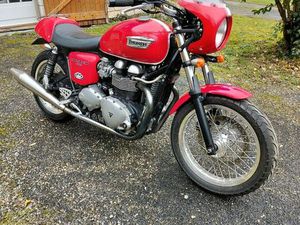 TRIUMPH 900 THRUXTON 2011