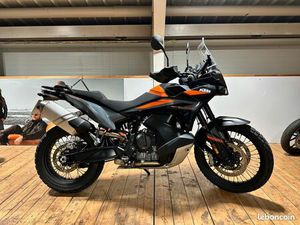 KTM 890 ADVENTURE